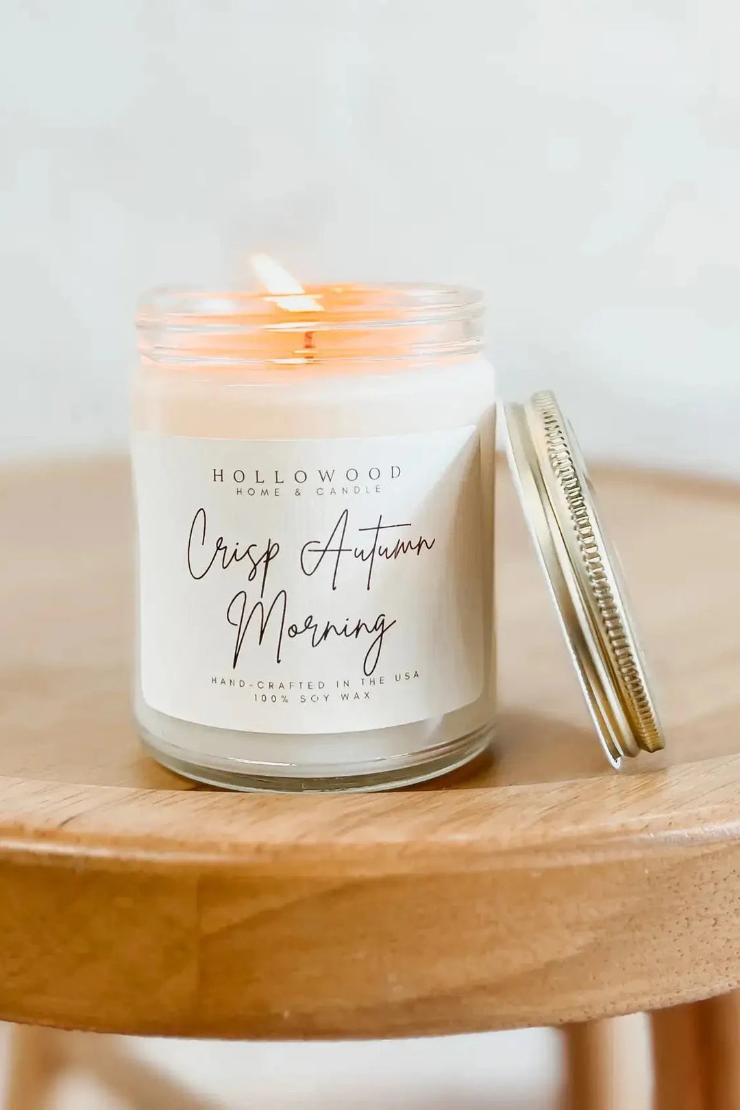 Crisp Autumn Morning Candle 8oz - Mohebina laemeh